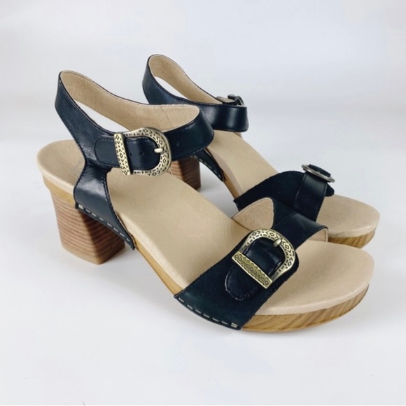 Dansko Shoes - Dansko Anna Buckel Sandal